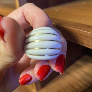 Italian Gold Striped Dome White Agate Ring, size 5
